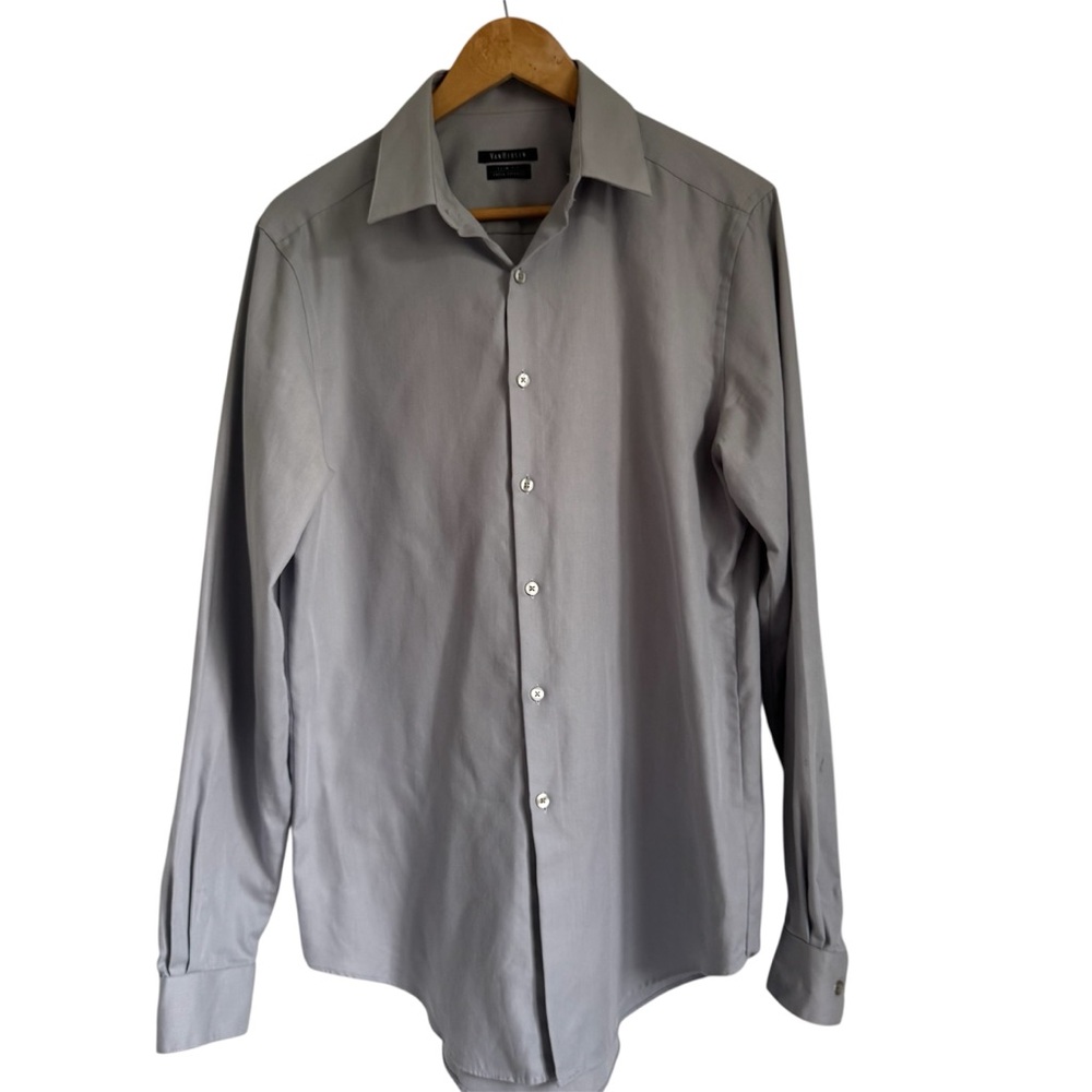 Van Heusen Men’s Gray Dress Shirt Classic Business Size 15 1/2 neck 34/35 arms